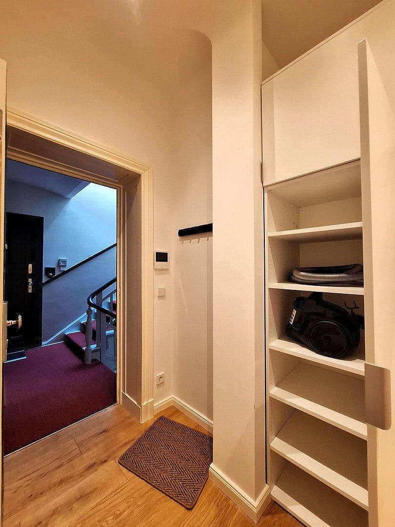 Prenájom bytu 2-izbový 55 m², Pascalstr. 4, Berlin, Berlín Prenájom bytu 2-izbový 55 m², Pascalstr. 4, Berlin, Berlín