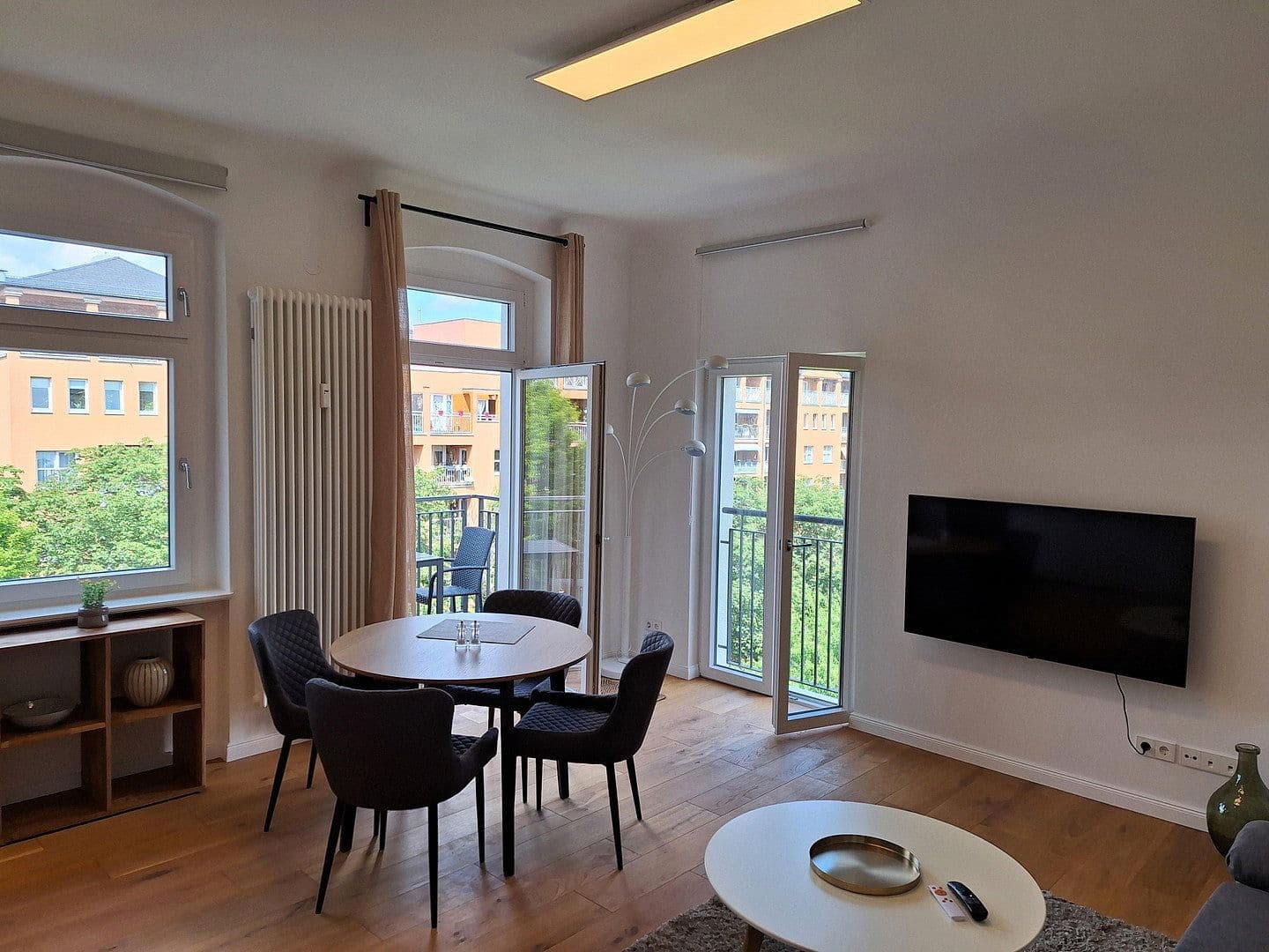 Prenájom bytu 2-izbový 55 m², Pascalstr. 4, Berlin, Berlín Prenájom bytu 2-izbový 55 m², Pascalstr. 4, Berlin, Berlín