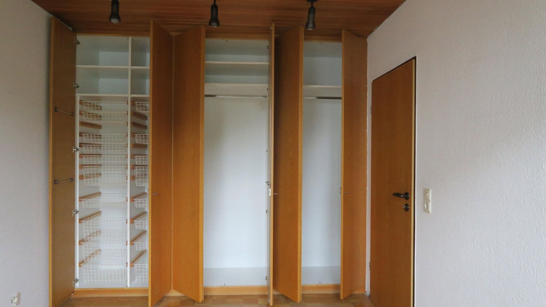 Prenájom domu 112 m², pozemek 145 m², Dortmund, Severné Porýnie - Westfálsko Prenájom domu 112 m², pozemek 145 m², Dortmund, Severné Porýnie - Westfálsko