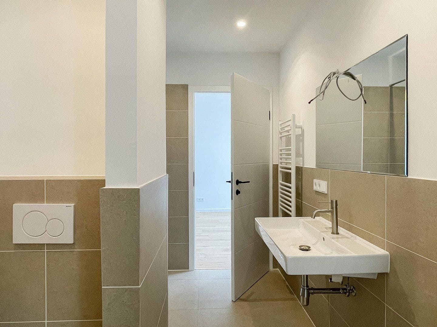 Predaj bytu 2-izbový 60 m², Auhofstraße 197, Wien, Viedeň Predaj bytu 2-izbový 60 m², Auhofstraße 197, Wien, Viedeň