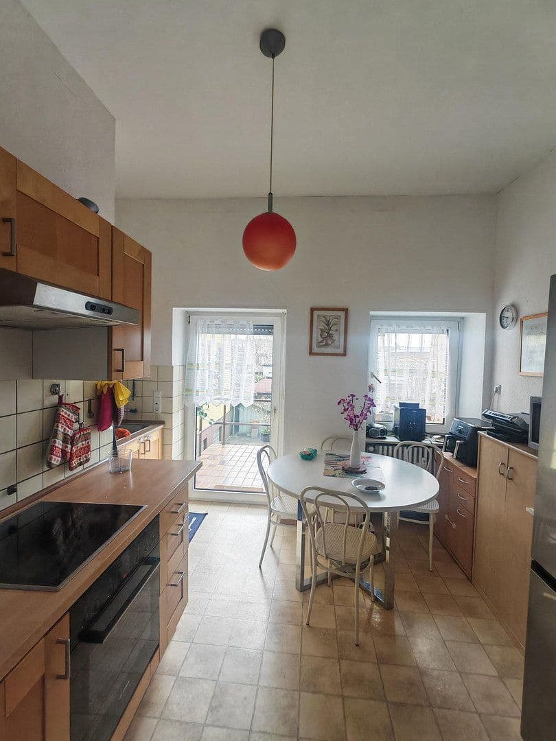 Prenájom bytu 3-izbový 83 m², Zweibrücken, Porýnie-Falcko Prenájom bytu 3-izbový 83 m², Zweibrücken, Porýnie-Falcko