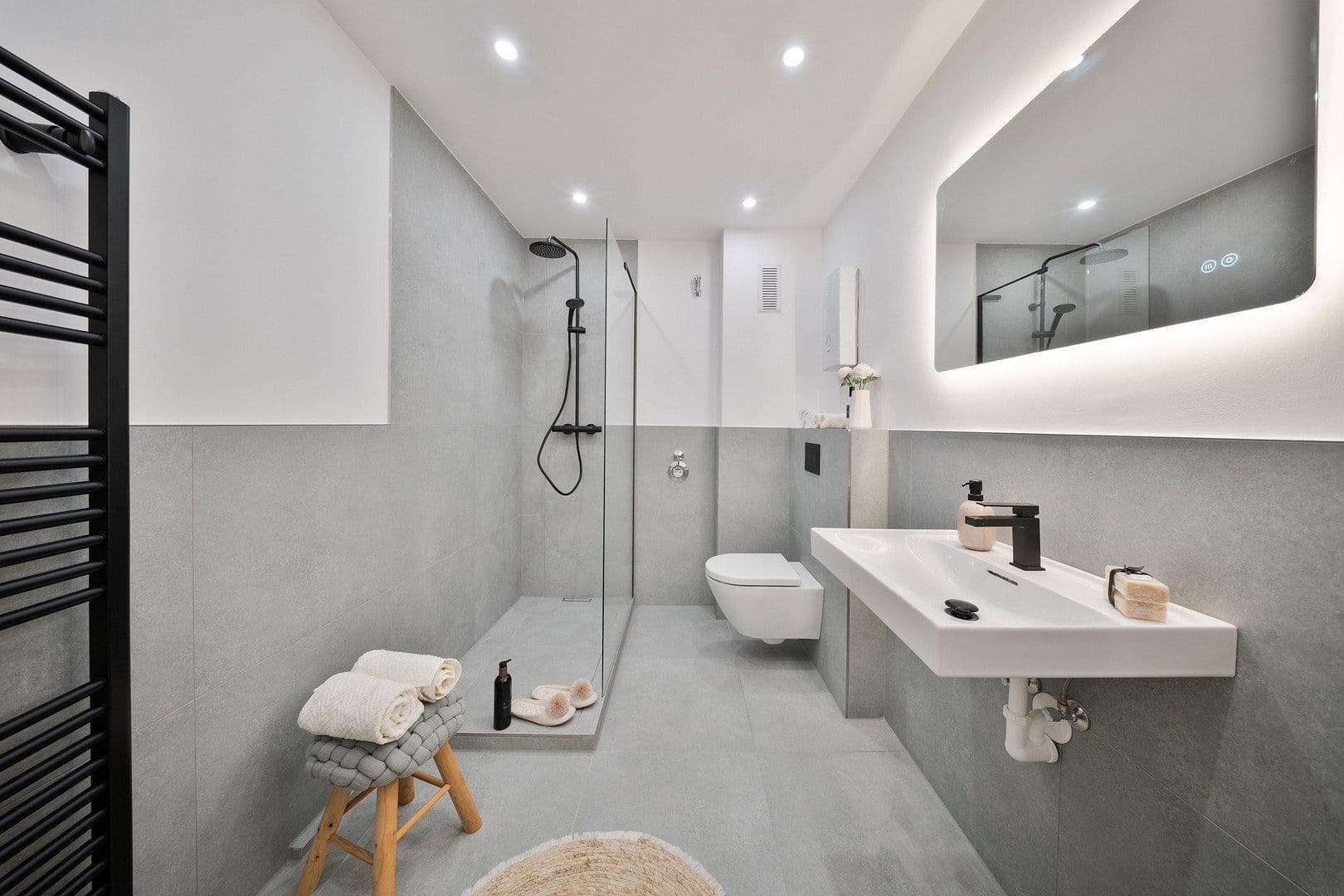 Predaj bytu 2-izbový 61 m², Krefeld, Severné Porýnie - Westfálsko Predaj bytu 2-izbový 61 m², Krefeld, Severné Porýnie - Westfálsko