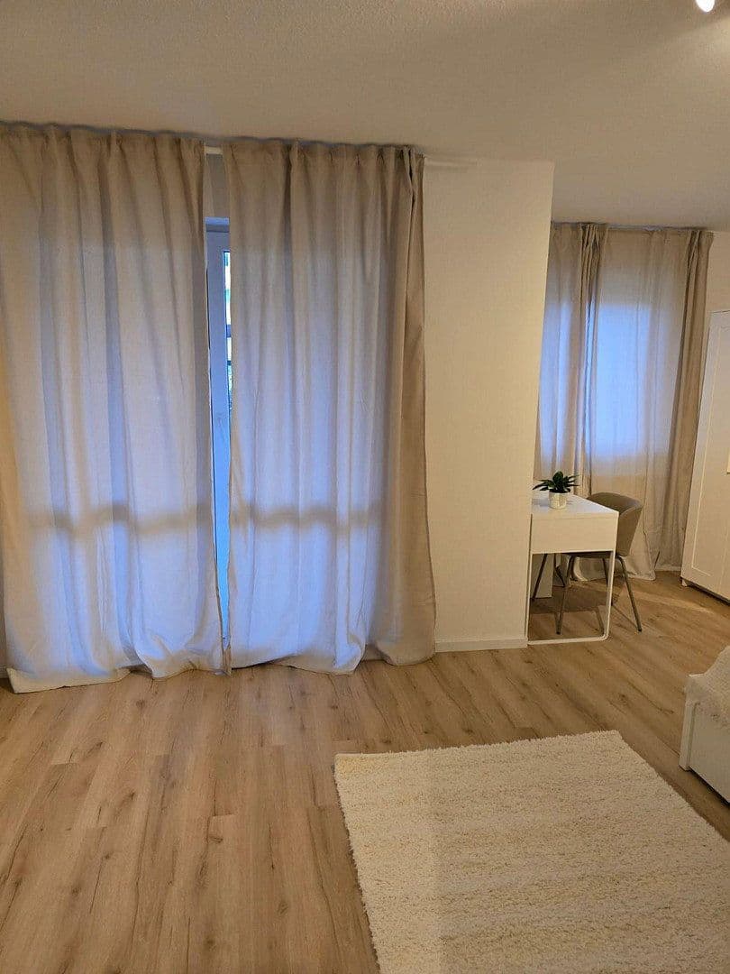 Prenájom bytu 1-izbový 35 m², Sonnenstraße 7, Fürth, Bavorsko Prenájom bytu 1-izbový 35 m², Sonnenstraße 7, Fürth, Bavorsko