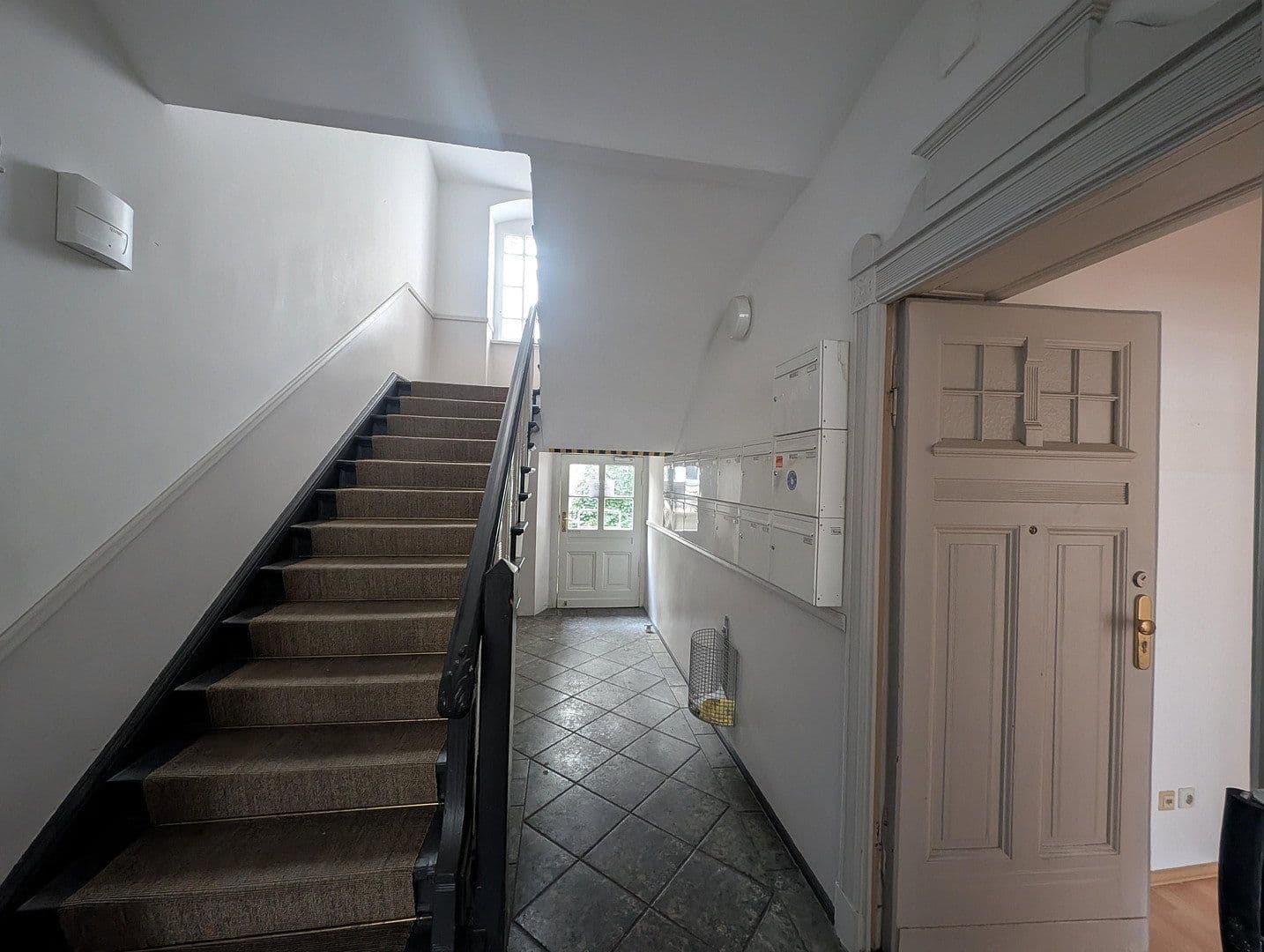 Predaj bytu 3-izbový 91 m², Berlin, Berlín Predaj bytu 3-izbový 91 m², Berlin, Berlín