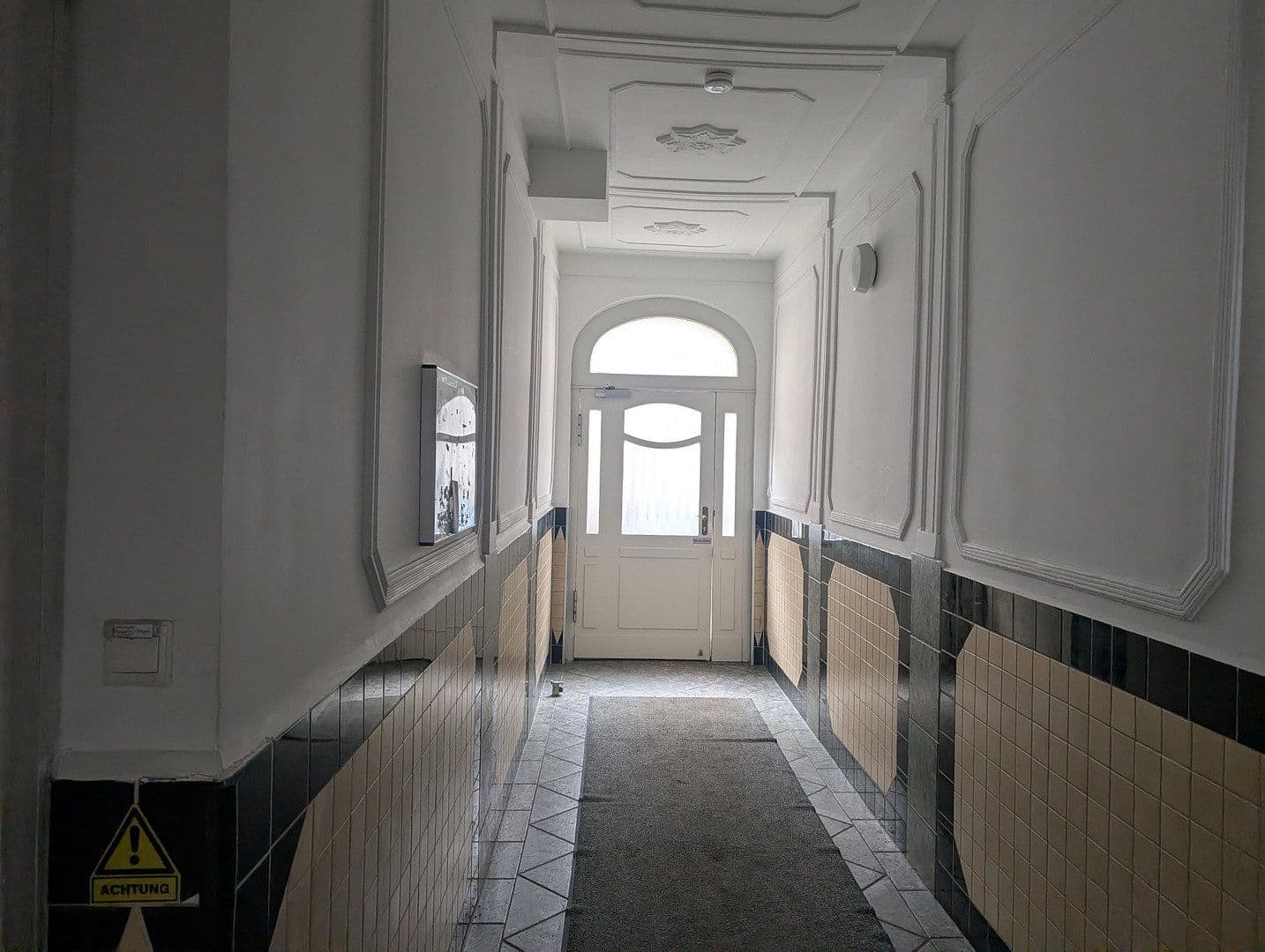 Predaj bytu 3-izbový 91 m², Berlin, Berlín Predaj bytu 3-izbový 91 m², Berlin, Berlín