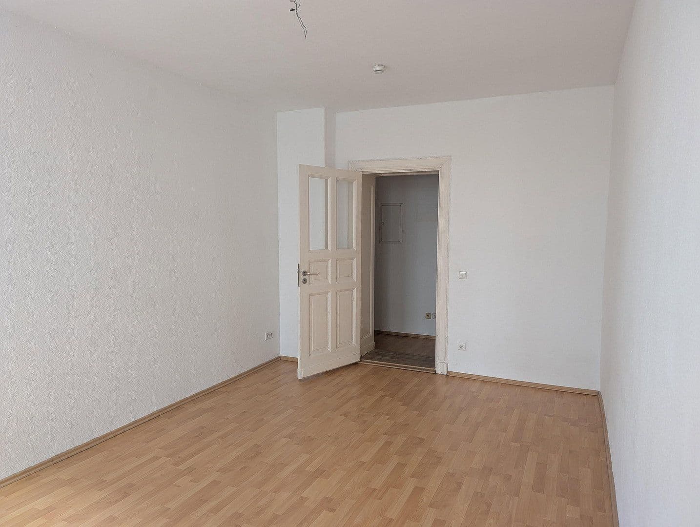 Predaj bytu 3-izbový 91 m², Berlin, Berlín Predaj bytu 3-izbový 91 m², Berlin, Berlín