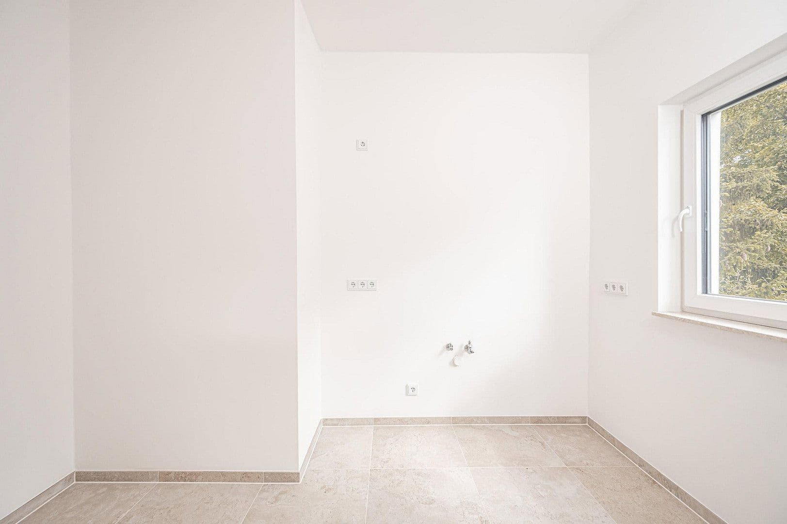 Predaj bytu 2-izbový 62 m², Leydenallee 37, Berlin, Berlín Predaj bytu 2-izbový 62 m², Leydenallee 37, Berlin, Berlín