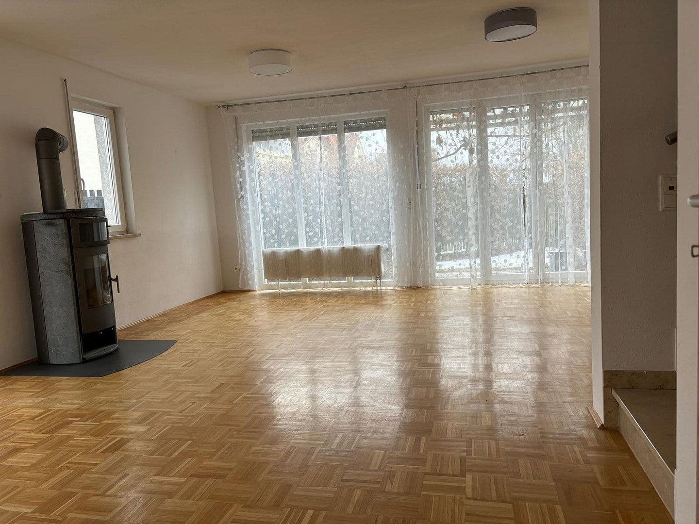 Predaj domu 140 m², pozemek 194 m², Regensburg, Bavorsko Predaj domu 140 m², pozemek 194 m², Regensburg, Bavorsko