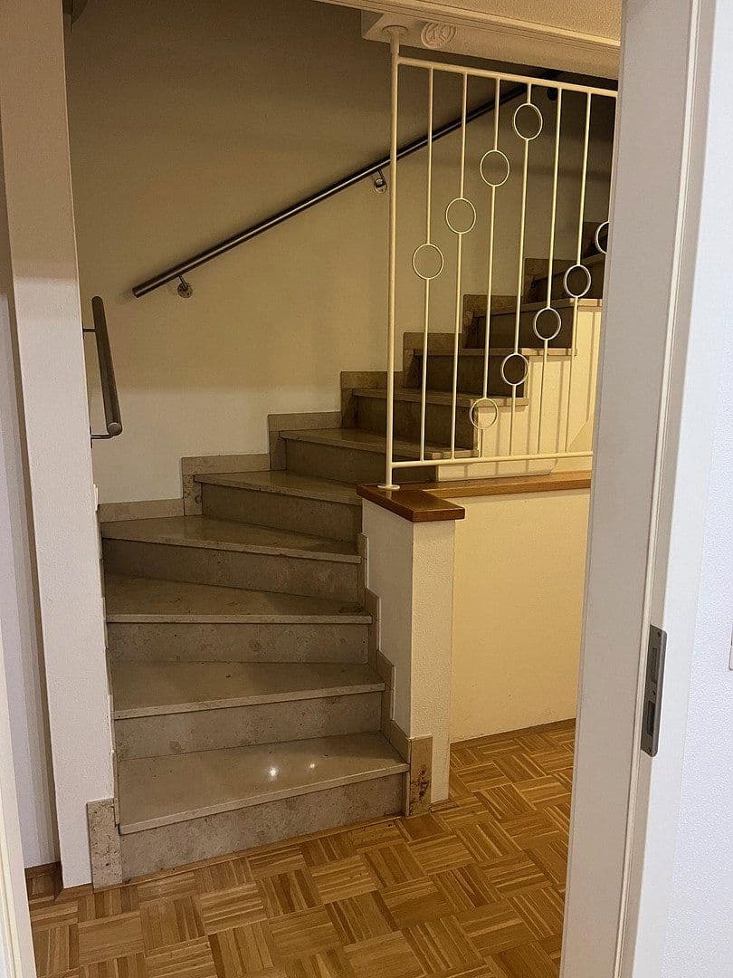 Predaj domu 140 m², pozemek 194 m², Regensburg, Bavorsko Predaj domu 140 m², pozemek 194 m², Regensburg, Bavorsko