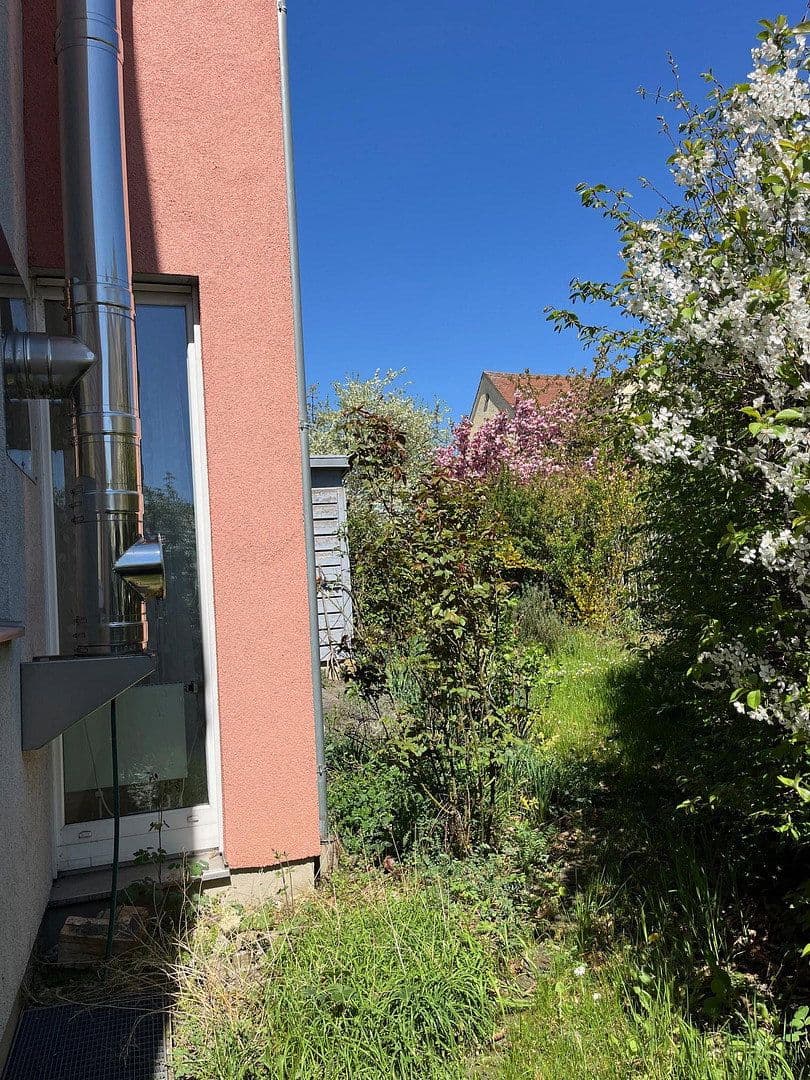 Predaj domu 140 m², pozemek 194 m², Regensburg, Bavorsko Predaj domu 140 m², pozemek 194 m², Regensburg, Bavorsko