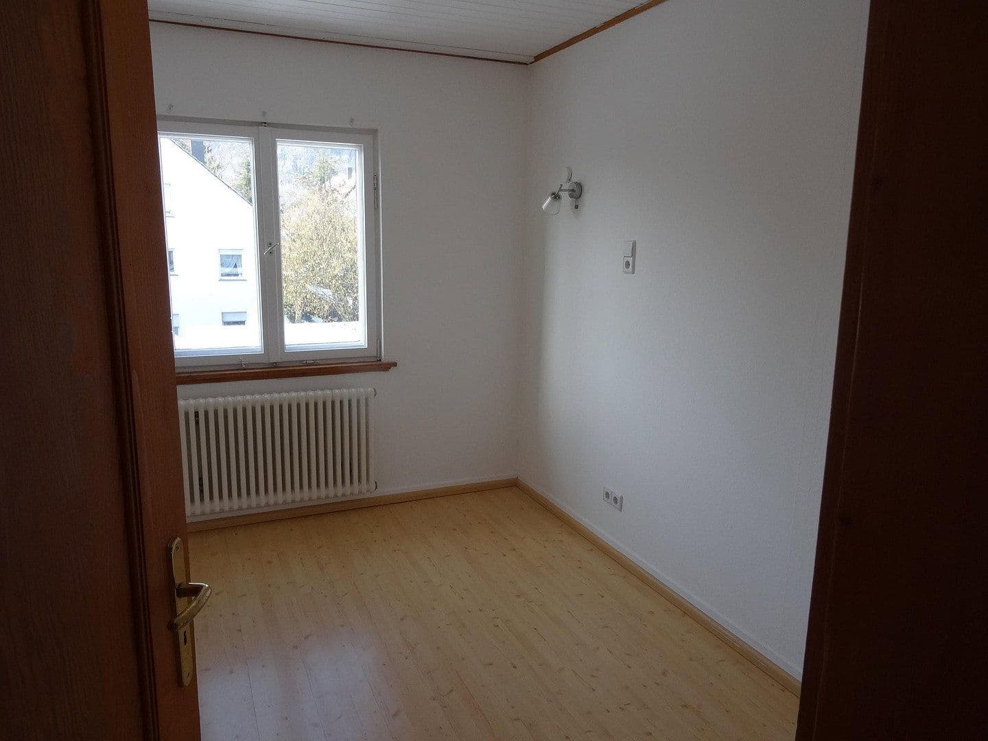 Predaj domu 174 m², pozemek 840 m², ob den Reben 17, Radolfzell am Bodensee, Bádensko-Wurttembersko Predaj domu 174 m², pozemek 840 m², ob den Reben 17, Radolfzell am Bodensee, Bádensko-Wurttembersko