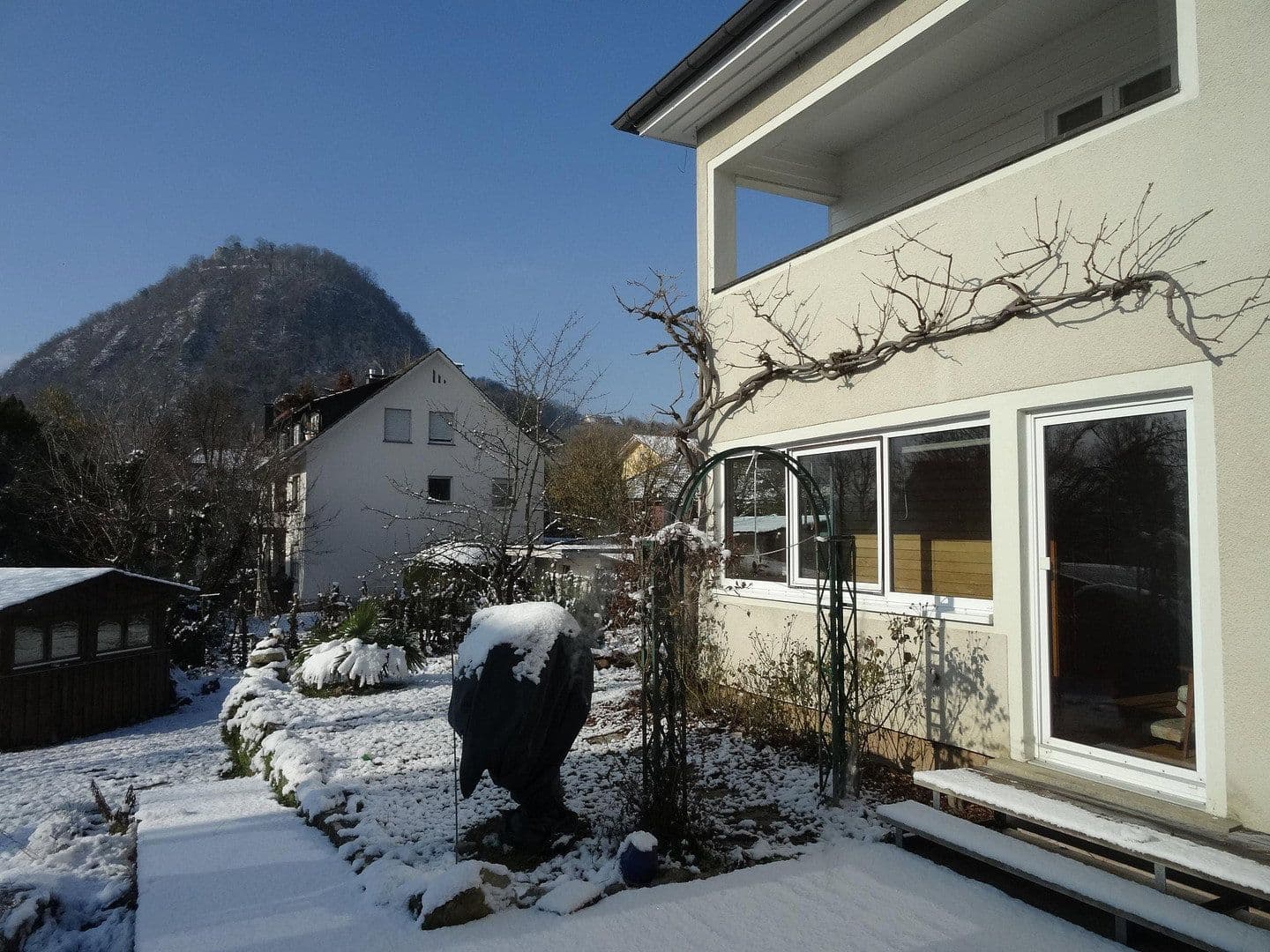 Predaj domu 174 m², pozemek 840 m², ob den Reben 17, Radolfzell am Bodensee, Bádensko-Wurttembersko Predaj domu 174 m², pozemek 840 m², ob den Reben 17, Radolfzell am Bodensee, Bádensko-Wurttembersko
