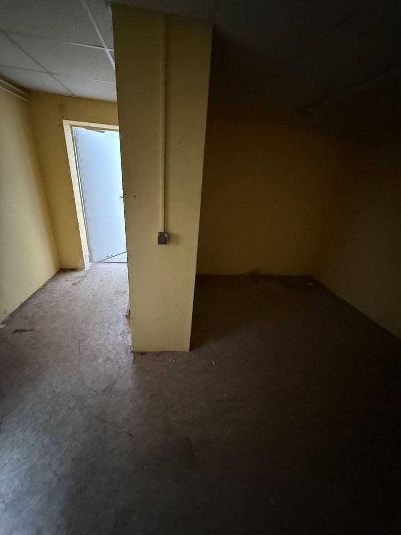 Prenájom kancelárie 125 m², Berliner Allee 128, Berlin, Berlín Prenájom kancelárie 125 m², Berliner Allee 128, Berlin, Berlín