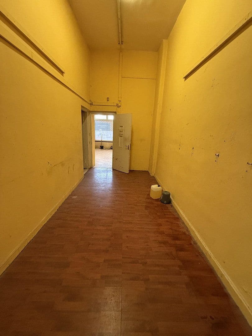 Prenájom kancelárie 125 m², Berliner Allee 128, Berlin, Berlín Prenájom kancelárie 125 m², Berliner Allee 128, Berlin, Berlín