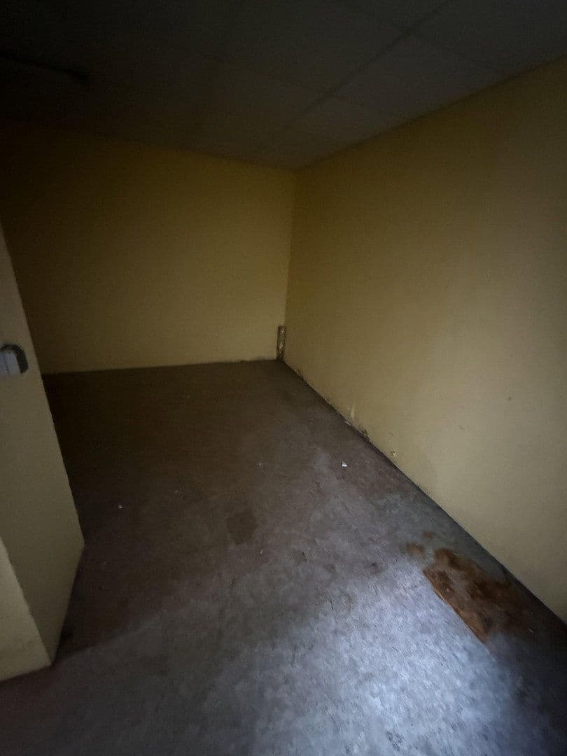 Prenájom kancelárie 125 m², Berliner Allee 128, Berlin, Berlín Prenájom kancelárie 125 m², Berliner Allee 128, Berlin, Berlín