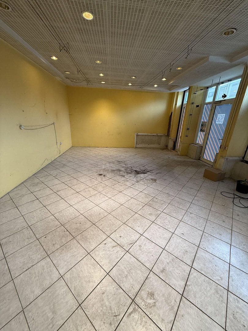 Prenájom kancelárie 125 m², Berliner Allee 128, Berlin, Berlín Prenájom kancelárie 125 m², Berliner Allee 128, Berlin, Berlín