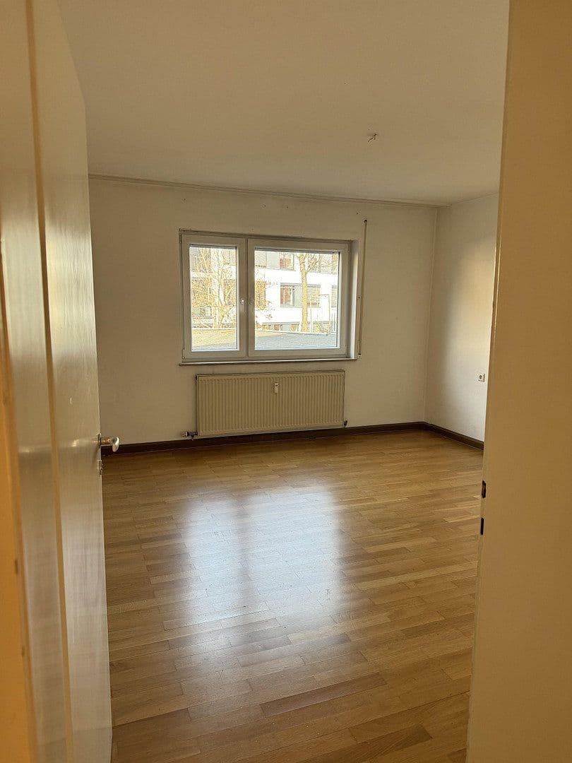 Prenájom bytu 3-izbový 78 m², Hohenheimer Straße 72, Stuttgart, Bádensko-Wurttembersko Prenájom bytu 3-izbový 78 m², Hohenheimer Straße 72, Stuttgart, Bádensko-Wurttembersko