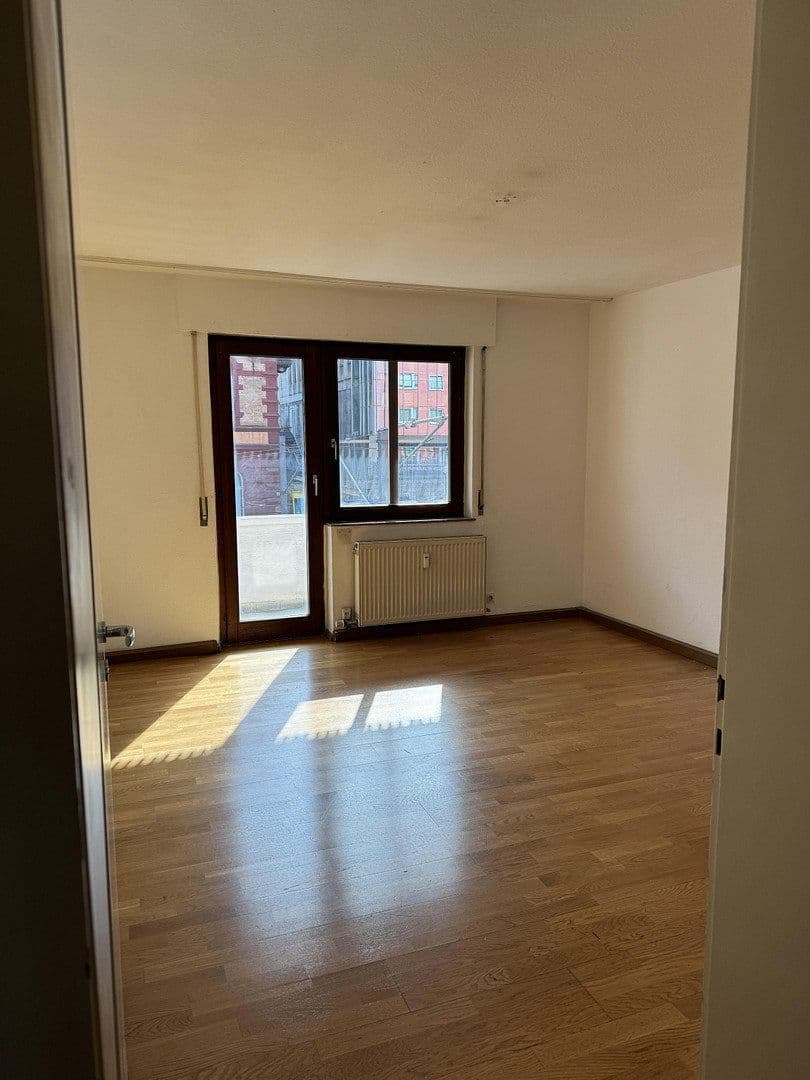 Prenájom bytu 3-izbový 78 m², Hohenheimer Straße 72, Stuttgart, Bádensko-Wurttembersko Prenájom bytu 3-izbový 78 m², Hohenheimer Straße 72, Stuttgart, Bádensko-Wurttembersko