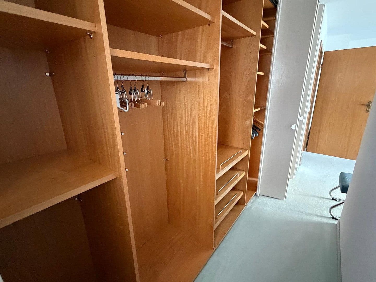 Prenájom domu 240 m², pozemek 468 m², Peter-Parlerstraße 6, Sindelfingen, Bádensko-Wurttembersko Prenájom domu 240 m², pozemek 468 m², Peter-Parlerstraße 6, Sindelfingen, Bádensko-Wurttembersko