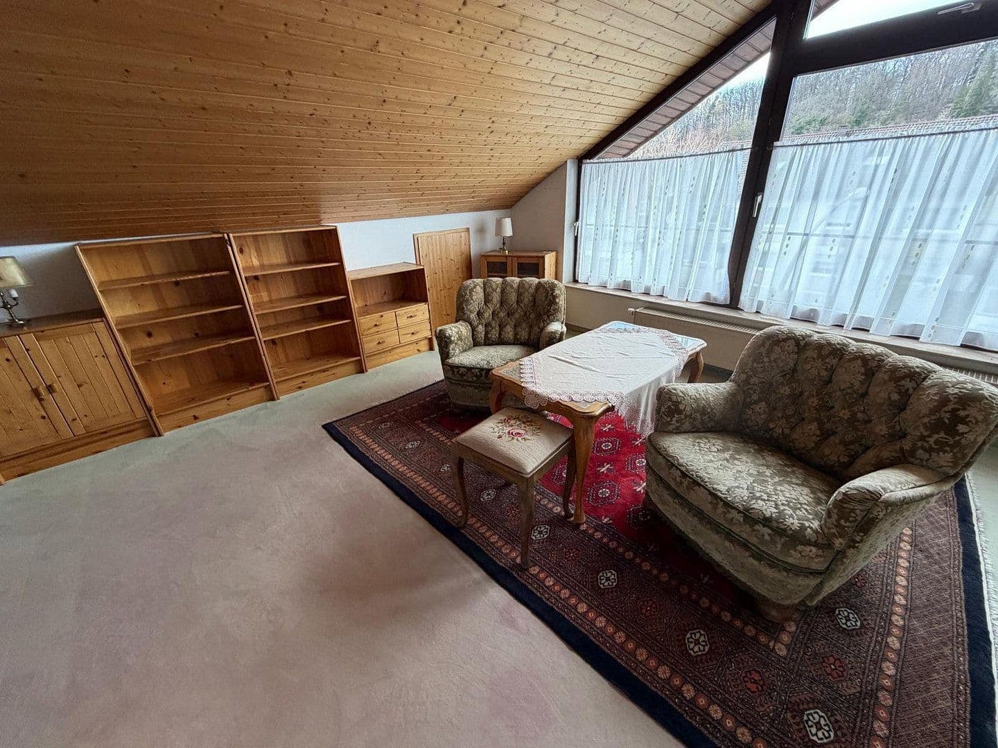 Prenájom domu 240 m², pozemek 468 m², Peter-Parlerstraße 6, Sindelfingen, Bádensko-Wurttembersko Prenájom domu 240 m², pozemek 468 m², Peter-Parlerstraße 6, Sindelfingen, Bádensko-Wurttembersko