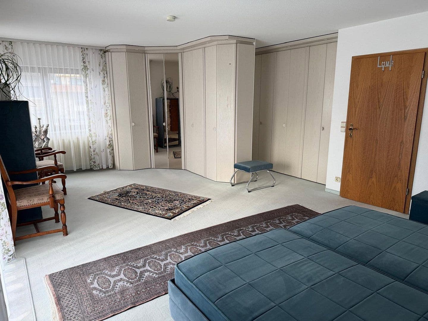 Prenájom domu 240 m², pozemek 468 m², Peter-Parlerstraße 6, Sindelfingen, Bádensko-Wurttembersko Prenájom domu 240 m², pozemek 468 m², Peter-Parlerstraße 6, Sindelfingen, Bádensko-Wurttembersko