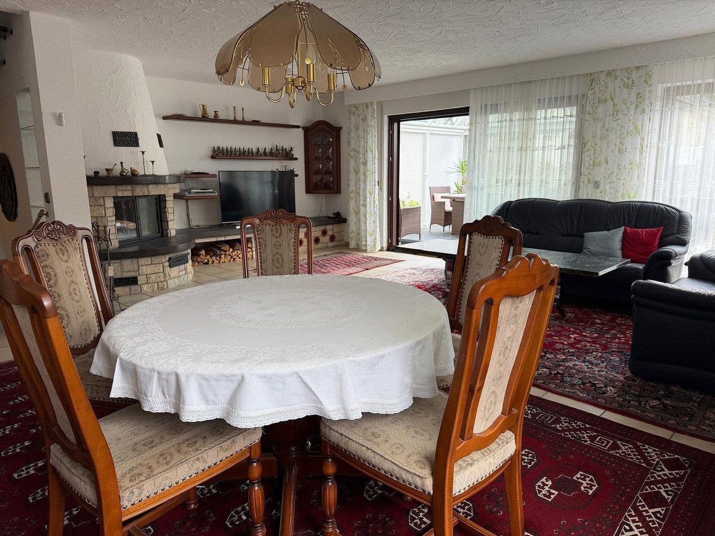 Prenájom domu 240 m², pozemek 468 m², Peter-Parlerstraße 6, Sindelfingen, Bádensko-Wurttembersko Prenájom domu 240 m², pozemek 468 m², Peter-Parlerstraße 6, Sindelfingen, Bádensko-Wurttembersko