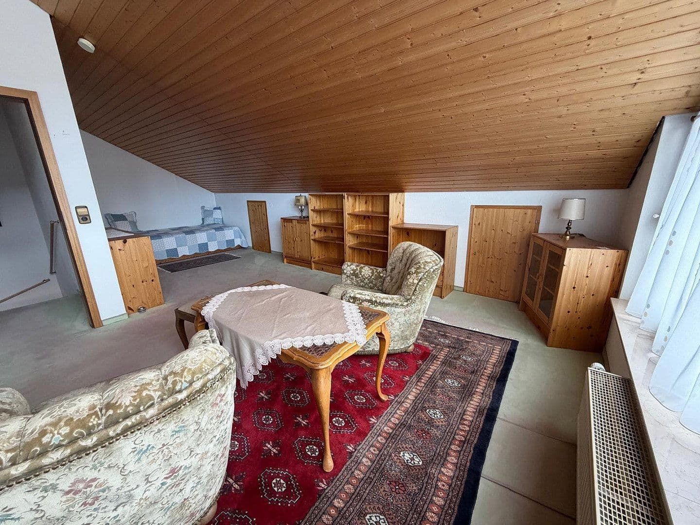 Prenájom domu 240 m², pozemek 468 m², Peter-Parlerstraße 6, Sindelfingen, Bádensko-Wurttembersko Prenájom domu 240 m², pozemek 468 m², Peter-Parlerstraße 6, Sindelfingen, Bádensko-Wurttembersko