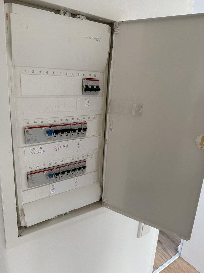 Prenájom bytu 3-izbový 65 m², Höfener Str. 22, Fürth, Bavorsko Prenájom bytu 3-izbový 65 m², Höfener Str. 22, Fürth, Bavorsko