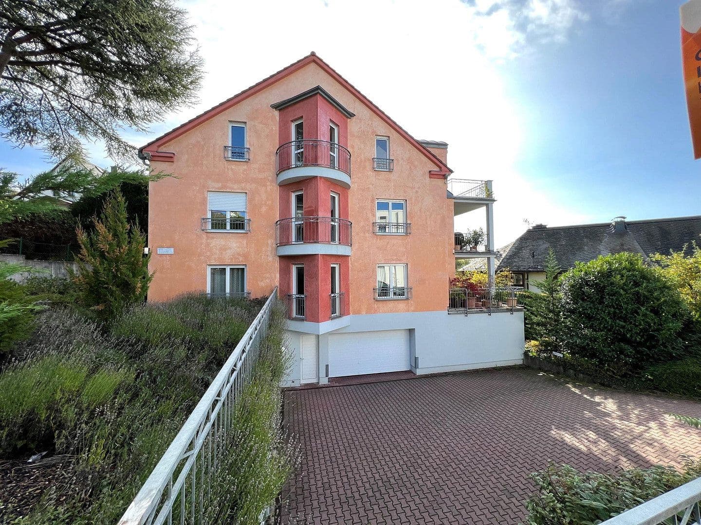 Prenájom bytu 3-izbový 88 m², Kronthaler Weg 11, Kronberg im Taunus, Hesensko Prenájom bytu 3-izbový 88 m², Kronthaler Weg 11, Kronberg im Taunus, Hesensko