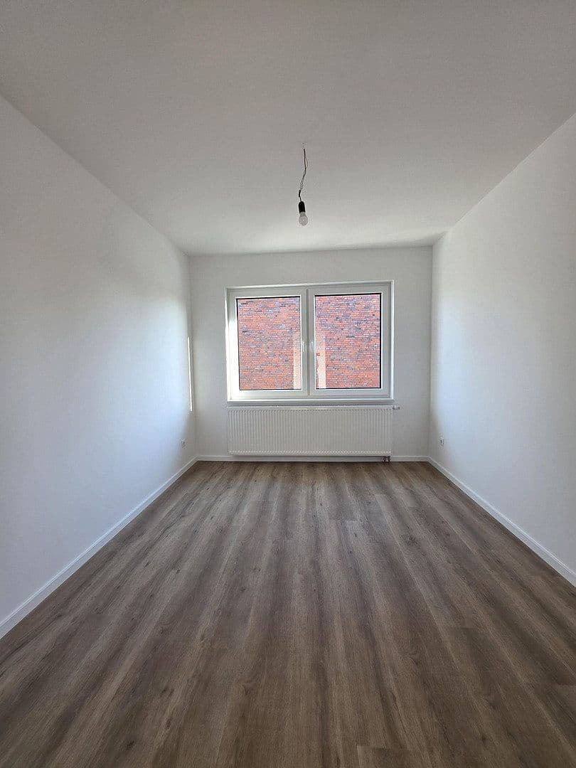 Prenájom bytu 4-izbový 115 m², Cloppenburg, Dolné Sasko Prenájom bytu 4-izbový 115 m², Cloppenburg, Dolné Sasko