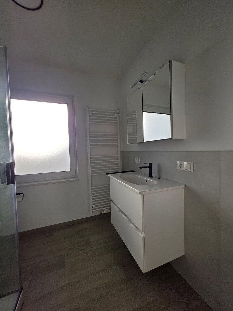 Prenájom bytu 4-izbový 115 m², Cloppenburg, Dolné Sasko Prenájom bytu 4-izbový 115 m², Cloppenburg, Dolné Sasko