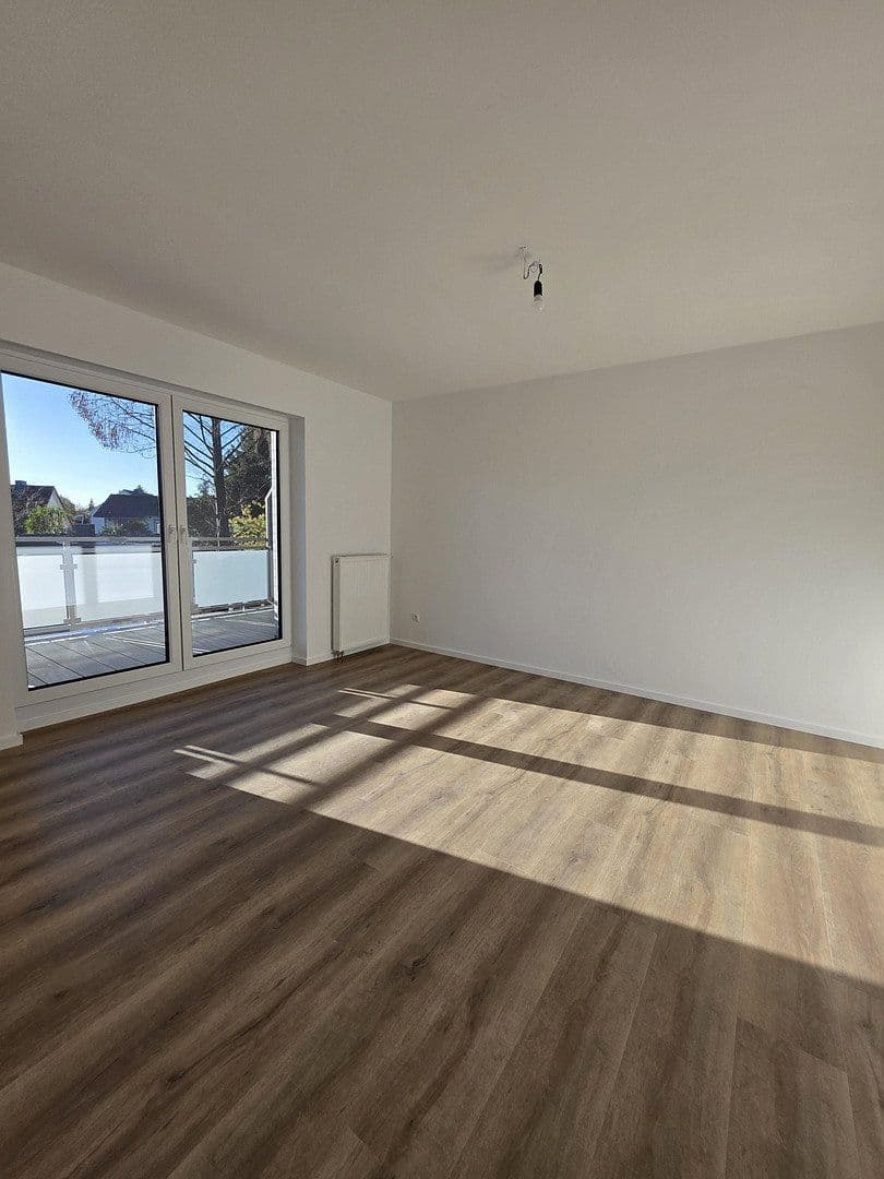 Prenájom bytu 4-izbový 115 m², Cloppenburg, Dolné Sasko Prenájom bytu 4-izbový 115 m², Cloppenburg, Dolné Sasko