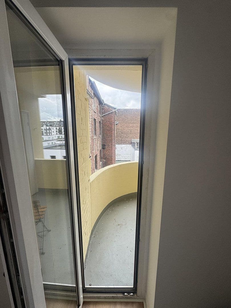 Prenájom bytu 1-izbový 23 m², Corneliussstraße 88, Düsseldorf, Severné Porýnie - Westfálsko Prenájom bytu 1-izbový 23 m², Corneliussstraße 88, Düsseldorf, Severné Porýnie - Westfálsko