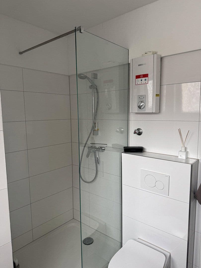 Prenájom bytu 1-izbový 23 m², Corneliussstraße 88, Düsseldorf, Severné Porýnie - Westfálsko Prenájom bytu 1-izbový 23 m², Corneliussstraße 88, Düsseldorf, Severné Porýnie - Westfálsko