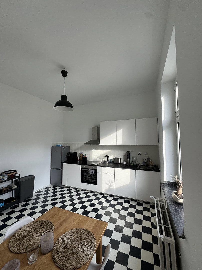 Prenájom bytu 1-izbový 23 m², Corneliussstraße 88, Düsseldorf, Severné Porýnie - Westfálsko Prenájom bytu 1-izbový 23 m², Corneliussstraße 88, Düsseldorf, Severné Porýnie - Westfálsko