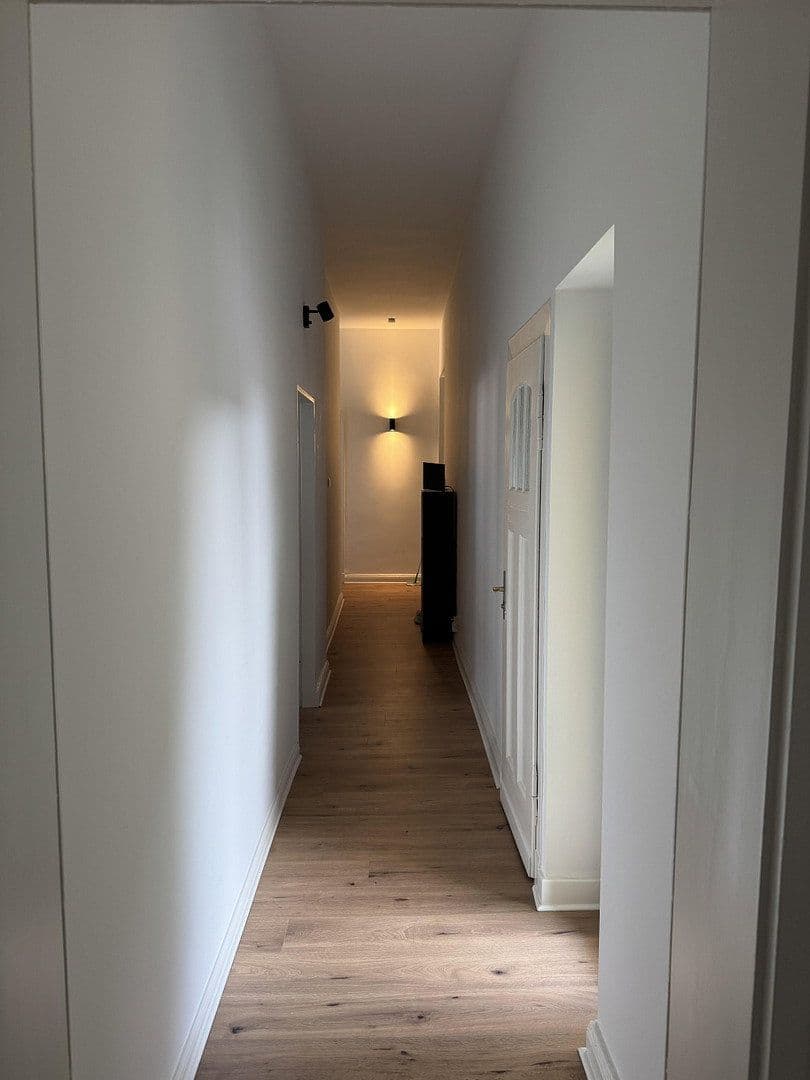 Prenájom bytu 1-izbový 23 m², Corneliussstraße 88, Düsseldorf, Severné Porýnie - Westfálsko Prenájom bytu 1-izbový 23 m², Corneliussstraße 88, Düsseldorf, Severné Porýnie - Westfálsko