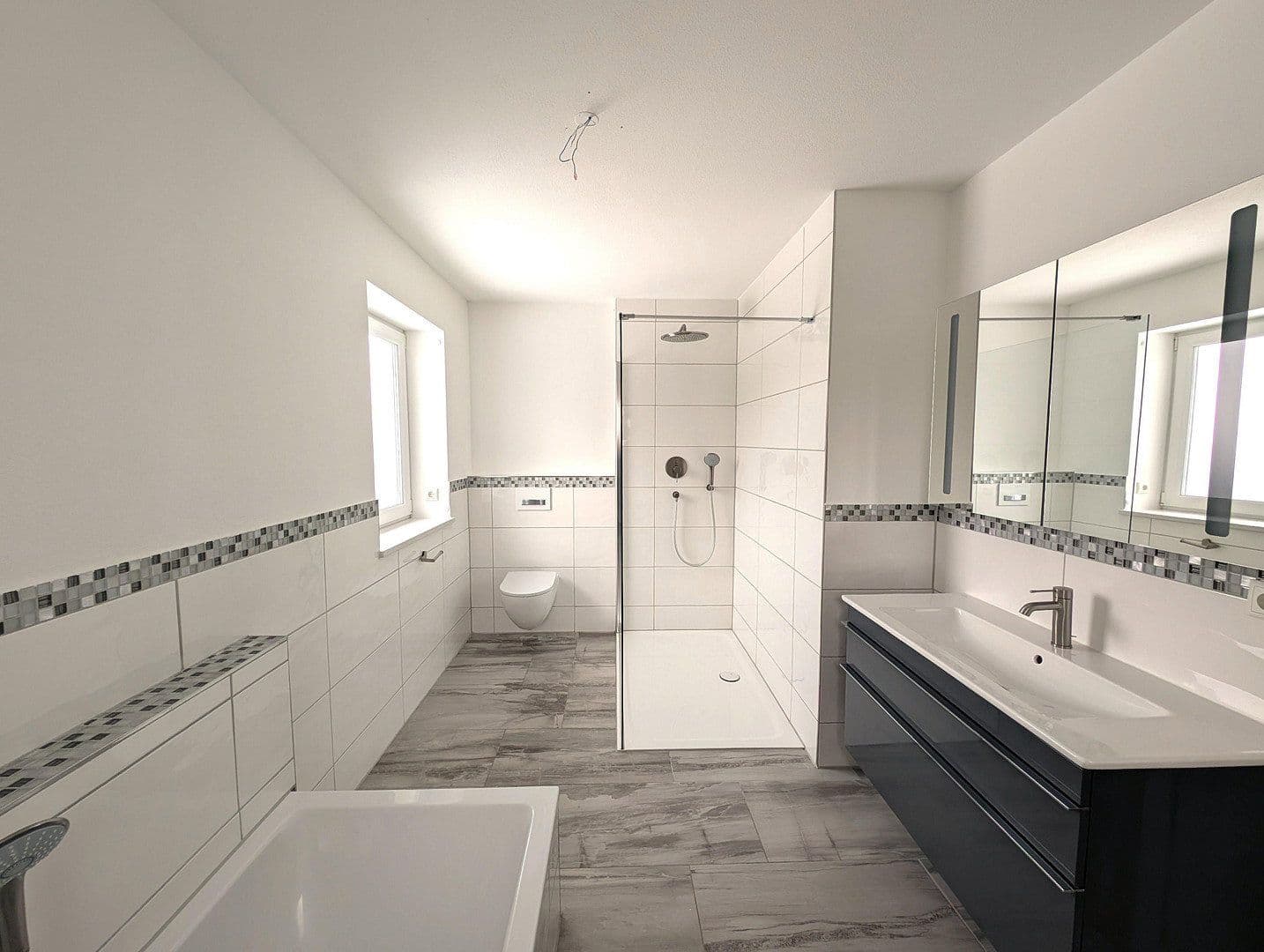 Predaj domu 165 m², pozemek 636 m², Eckfeld 4, Hagenheim, Bavorsko Predaj domu 165 m², pozemek 636 m², Eckfeld 4, Hagenheim, Bavorsko