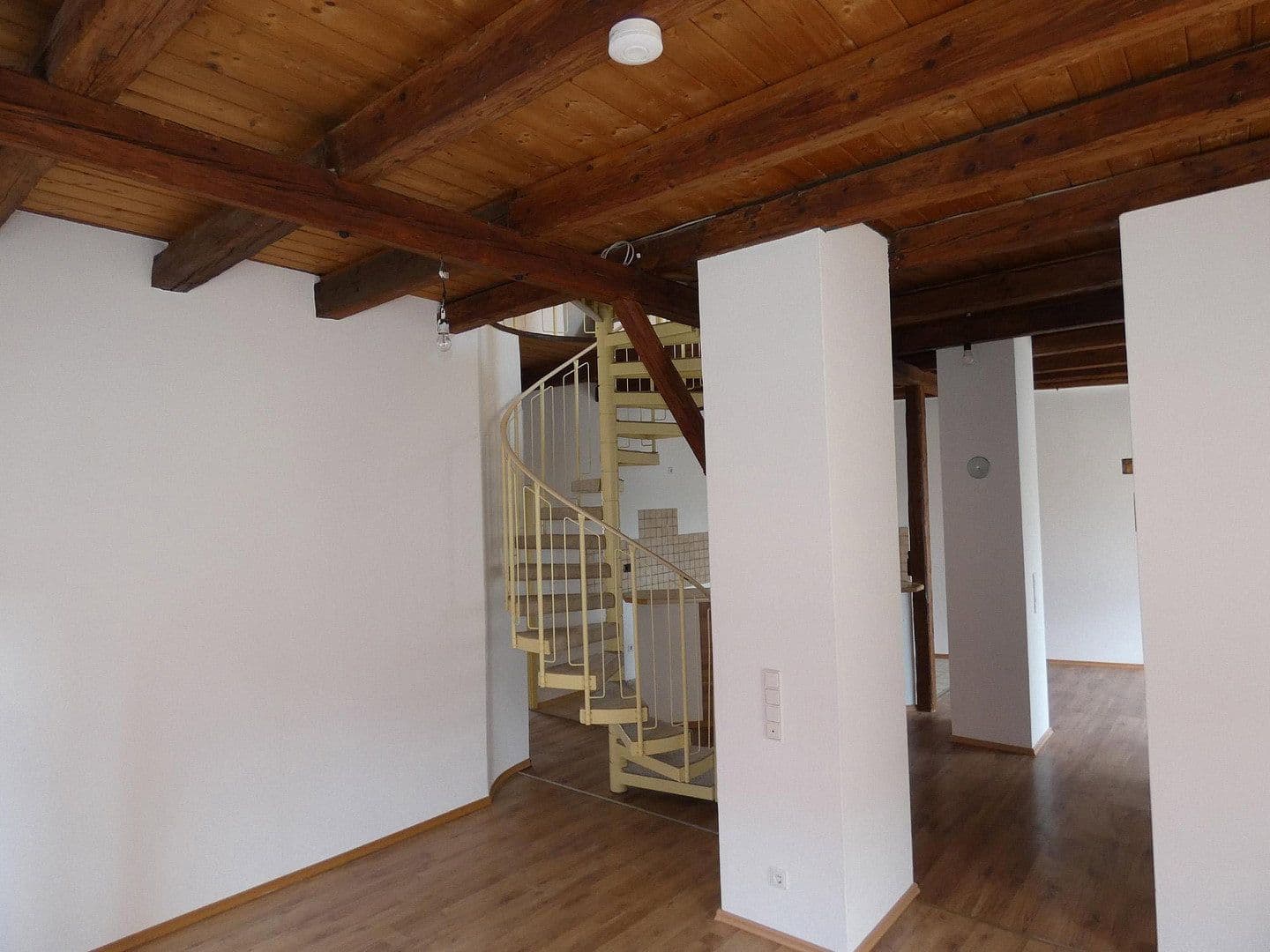 Prenájom bytu 4-izbový 122 m², Lauingen (Donau), Bavorsko Prenájom bytu 4-izbový 122 m², Lauingen (Donau), Bavorsko