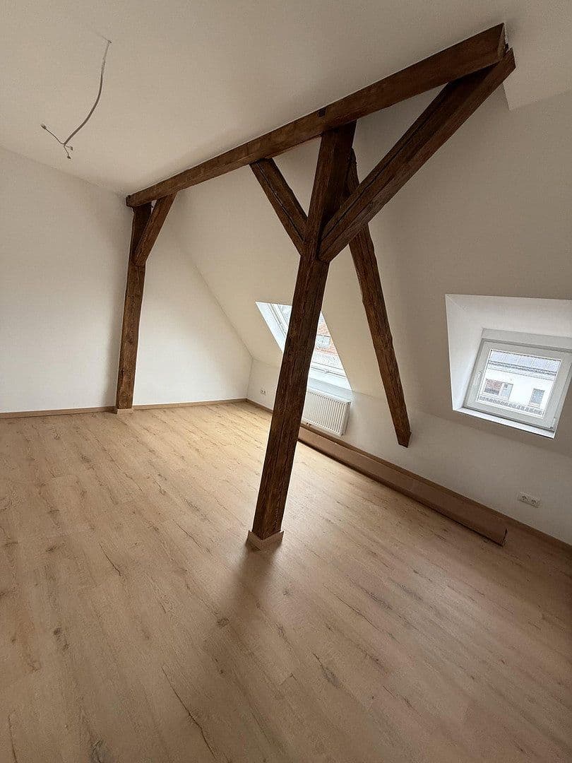 Prenájom bytu 3-izbový 70 m², Ottostrasse 41, Hildesheim, Dolné Sasko Prenájom bytu 3-izbový 70 m², Ottostrasse 41, Hildesheim, Dolné Sasko