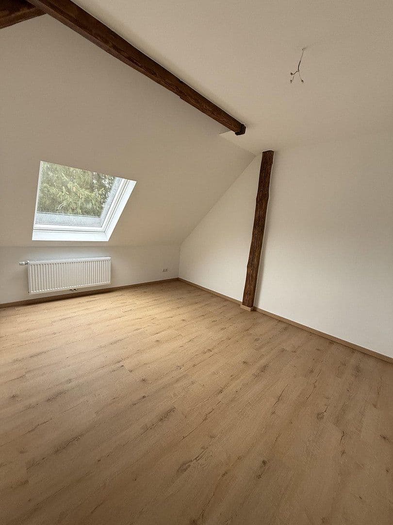 Prenájom bytu 3-izbový 70 m², Ottostrasse 41, Hildesheim, Dolné Sasko Prenájom bytu 3-izbový 70 m², Ottostrasse 41, Hildesheim, Dolné Sasko