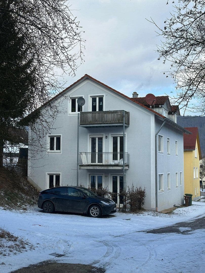 Prenájom bytu 4-izbový 92 m², Altmühlstraße 14, Walting, Bavorsko Prenájom bytu 4-izbový 92 m², Altmühlstraße 14, Walting, Bavorsko