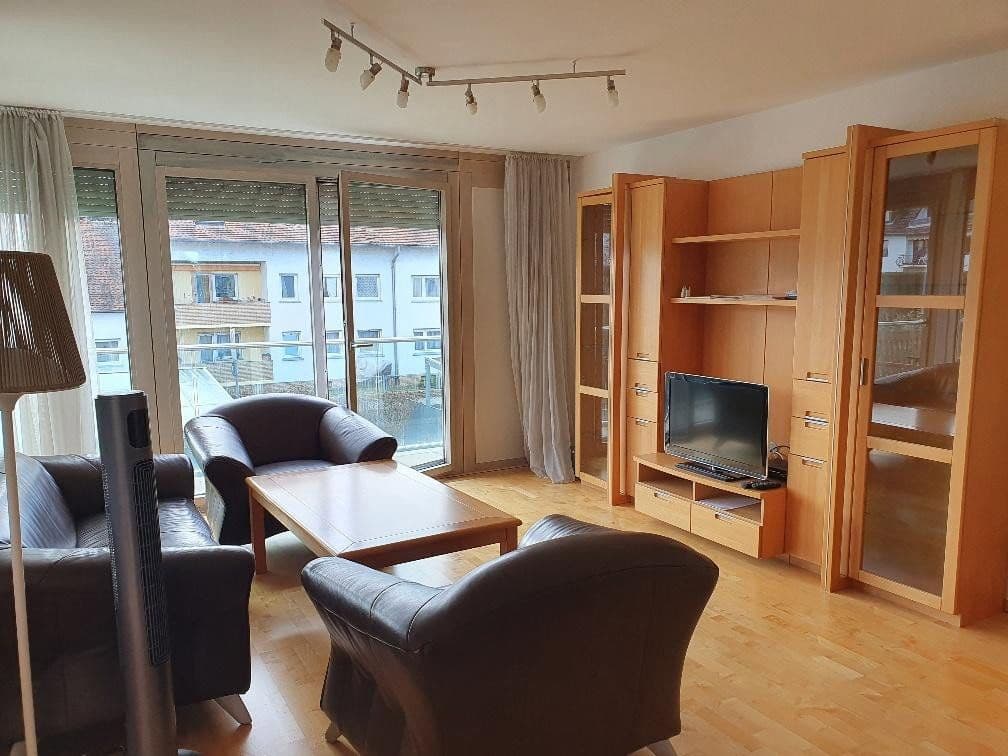 Prenájom bytu 4-izbový 126 m², An den Postwiesen xxx, Frankfurt am Main, Hesensko Prenájom bytu 4-izbový 126 m², An den Postwiesen xxx, Frankfurt am Main, Hesensko