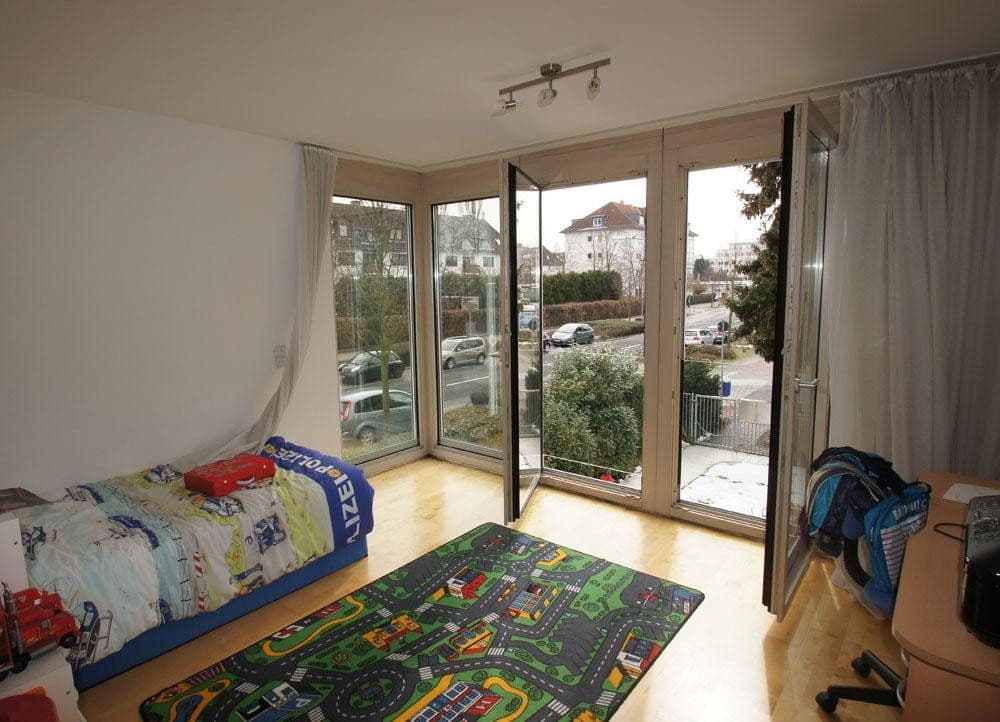 Prenájom bytu 4-izbový 126 m², An den Postwiesen xxx, Frankfurt am Main, Hesensko Prenájom bytu 4-izbový 126 m², An den Postwiesen xxx, Frankfurt am Main, Hesensko