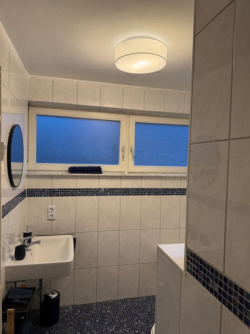 Prenájom bytu 2-izbový 70 m², Frankfurterstraße 30, Wiesbaden, Hesensko Prenájom bytu 2-izbový 70 m², Frankfurterstraße 30, Wiesbaden, Hesensko