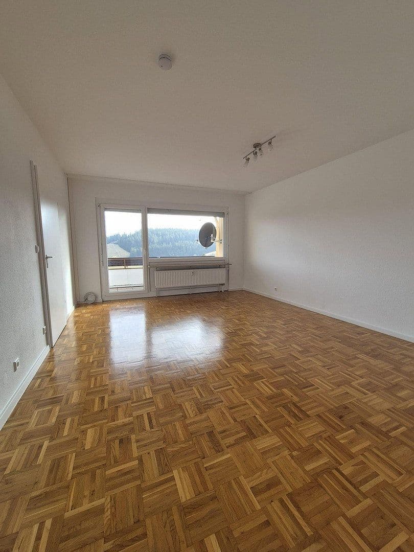 Prenájom bytu 2-izbový 72 m², Kussenhofstraße 37b, Furtwangen im Schwarzwald, Bádensko-Wurttembersko Prenájom bytu 2-izbový 72 m², Kussenhofstraße 37b, Furtwangen im Schwarzwald, Bádensko-Wurttembersko