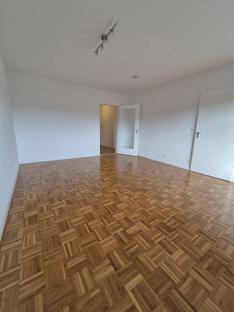 Prenájom bytu 2-izbový 72 m², Kussenhofstraße 37b, Furtwangen im Schwarzwald, Bádensko-Wurttembersko Prenájom bytu 2-izbový 72 m², Kussenhofstraße 37b, Furtwangen im Schwarzwald, Bádensko-Wurttembersko