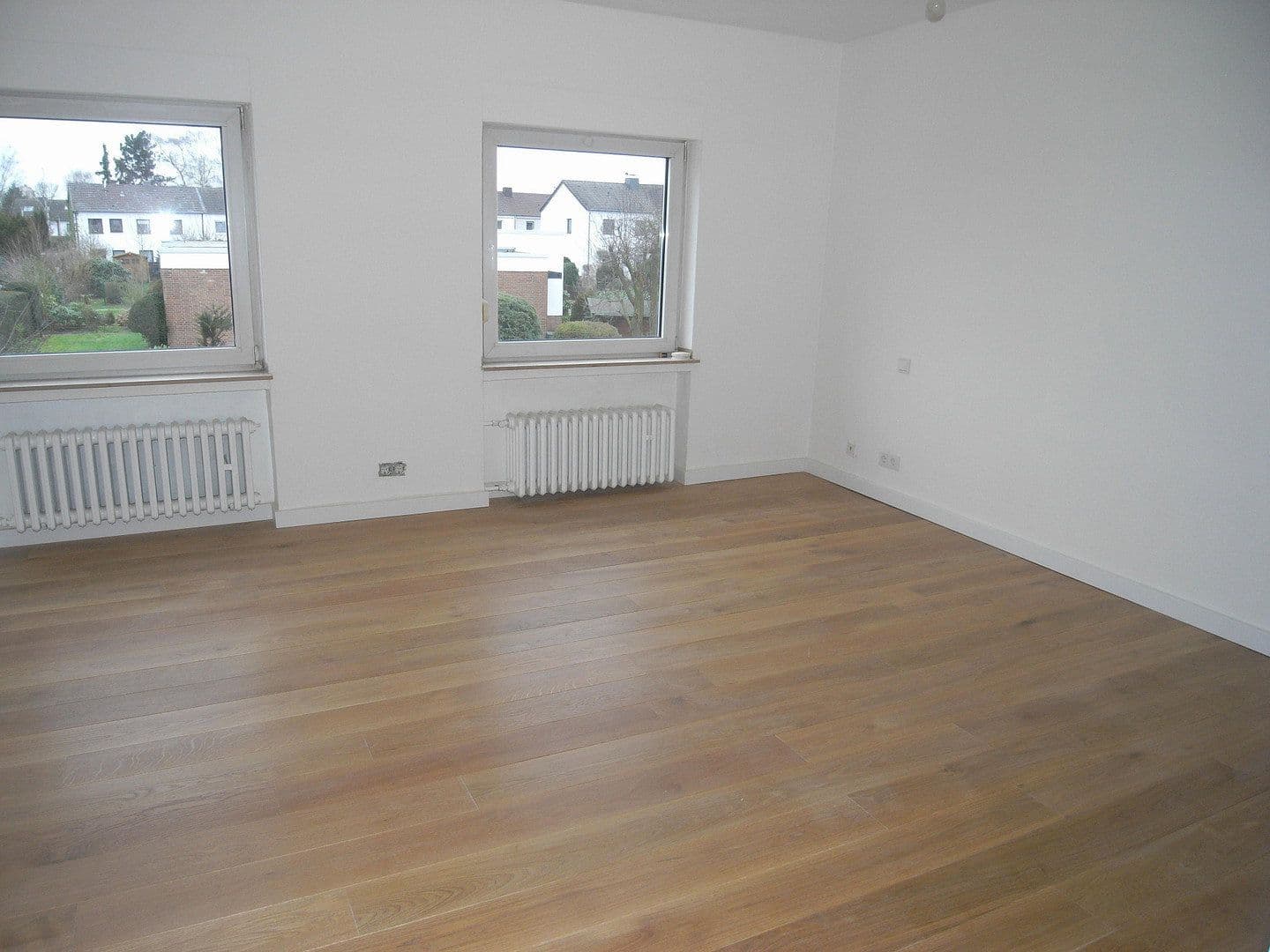 Prenájom domu 162 m², pozemek 450 m², Kaarst, Severné Porýnie - Westfálsko Prenájom domu 162 m², pozemek 450 m², Kaarst, Severné Porýnie - Westfálsko