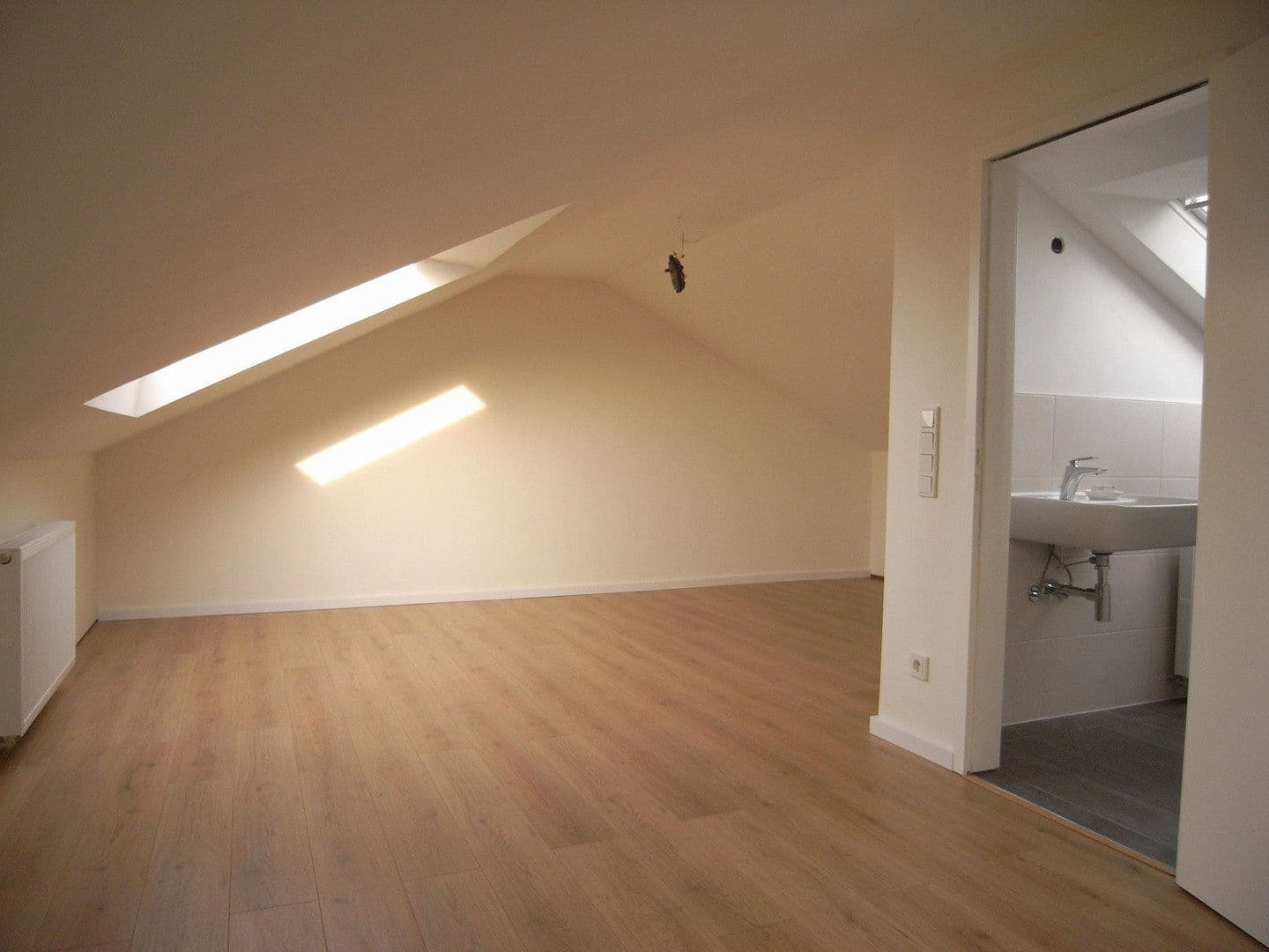 Prenájom domu 162 m², pozemek 450 m², Kaarst, Severné Porýnie - Westfálsko Prenájom domu 162 m², pozemek 450 m², Kaarst, Severné Porýnie - Westfálsko