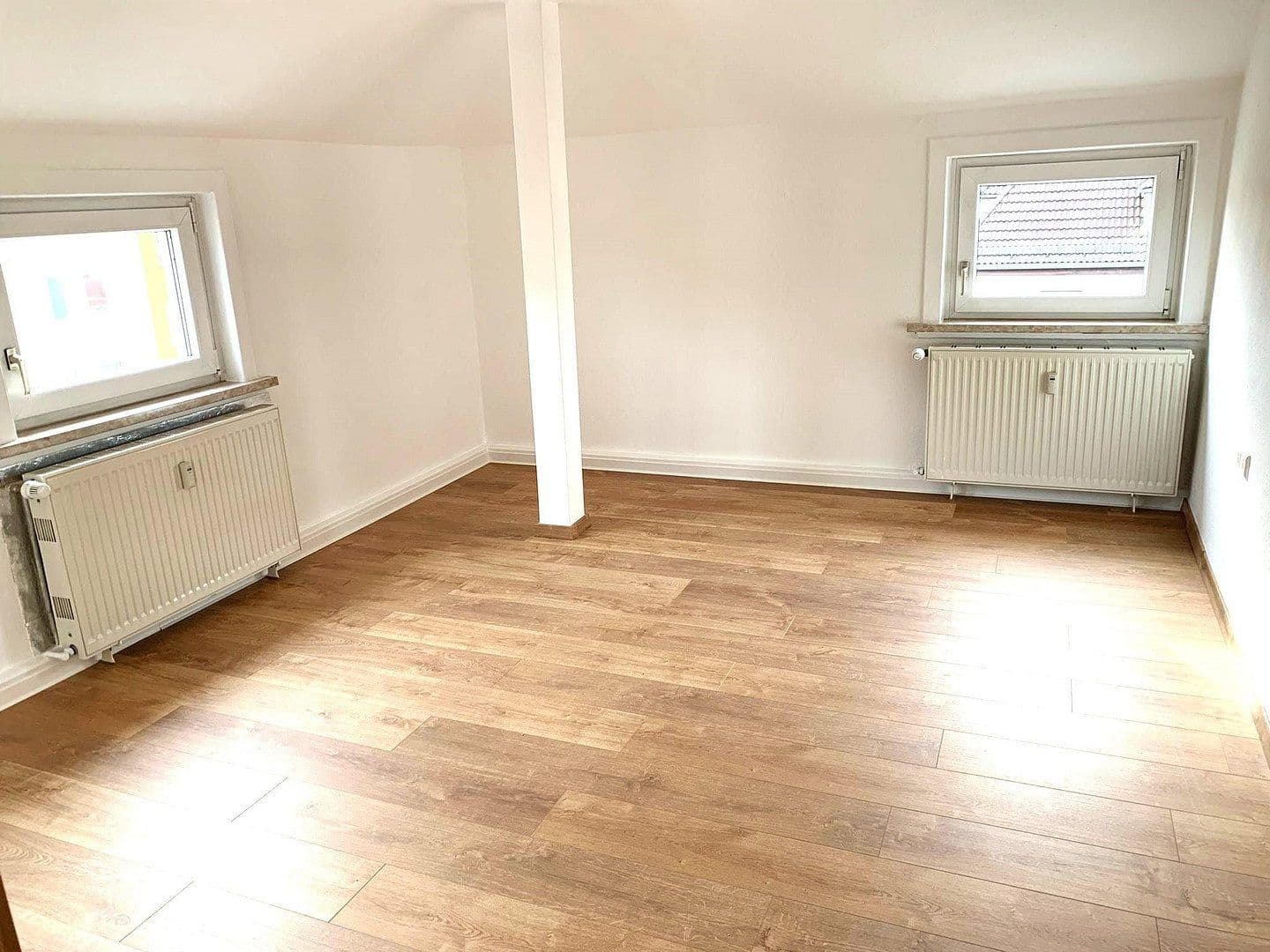 Prenájom bytu 3-izbový 51 m², Abteissiedlung 9, Oberlungwitz, Sasko Prenájom bytu 3-izbový 51 m², Abteissiedlung 9, Oberlungwitz, Sasko