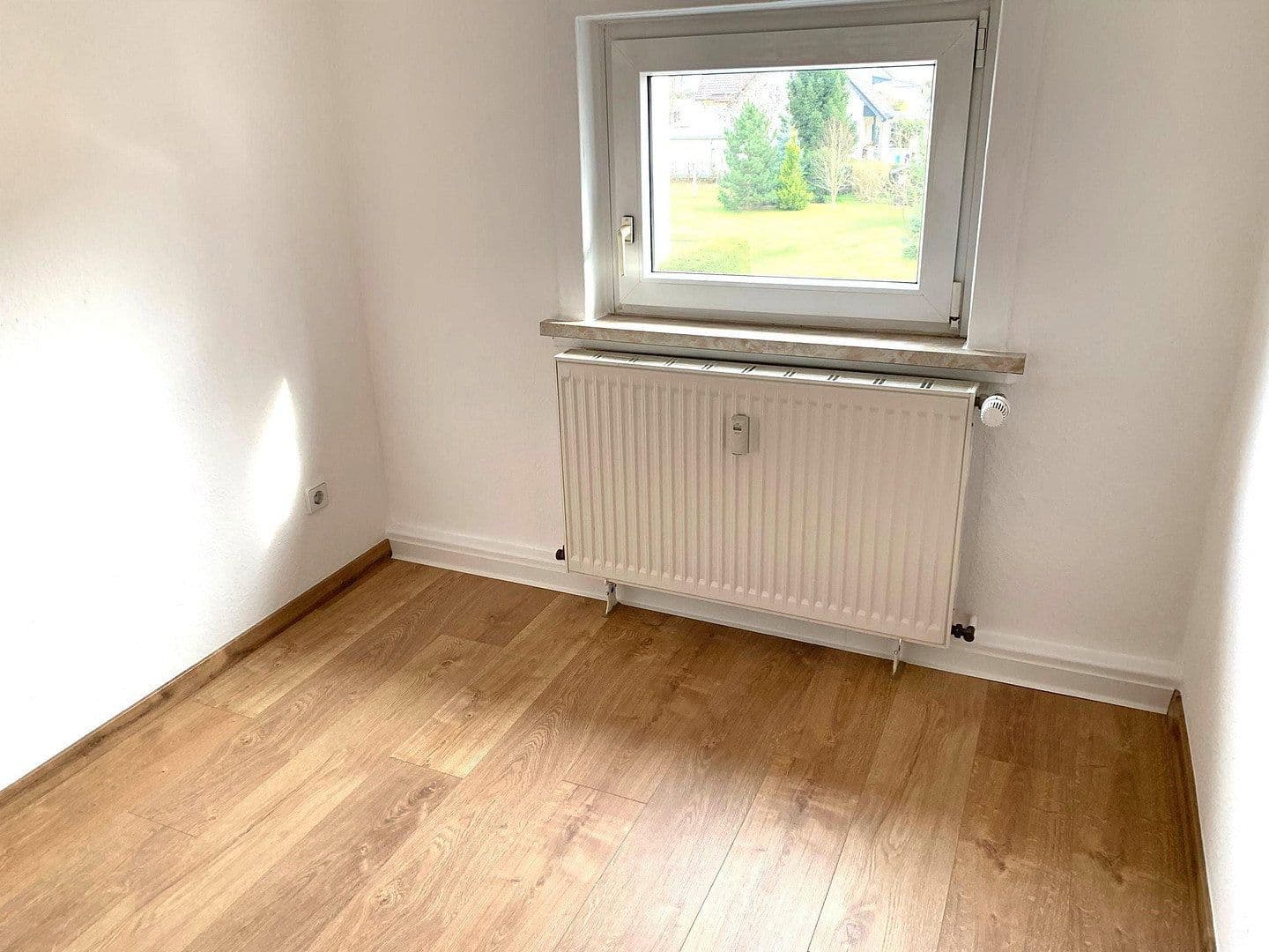 Prenájom bytu 3-izbový 51 m², Abteissiedlung 9, Oberlungwitz, Sasko Prenájom bytu 3-izbový 51 m², Abteissiedlung 9, Oberlungwitz, Sasko